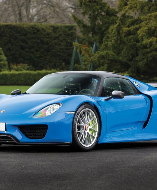 Arrow Blue Porsche 918 Spyder