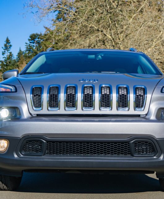 2017 Jeep Cherokee Latitude 4x4 _ 04